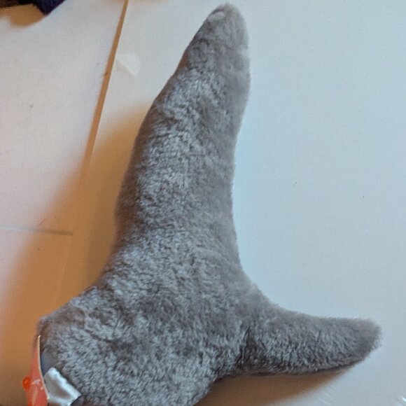 NWT Awesome Kids Grey Shark Tail Halloween Costume Accessory Michaels Creatology - Picture 3 of 9